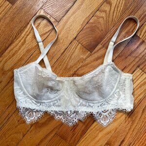White Lace Victoria's Secret Balconette Bra 32B